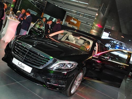 Филипп Киркоров презентовал в Киеве новый Mercedes S Class