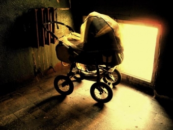 В Киеве воруют детские коляски