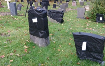 Жителям Норвегии напомнили об окончании срока аренды могил черными пакетами