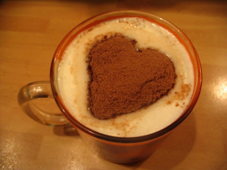 Ученые установили, что дешевый какао полезнее дорогого шоколада в плитках