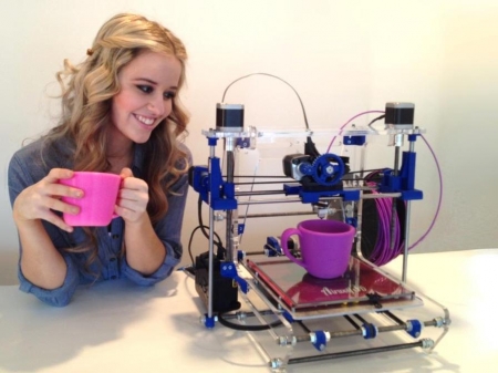 Представлен первый 3D-принтер, использующий для печати разные материалы