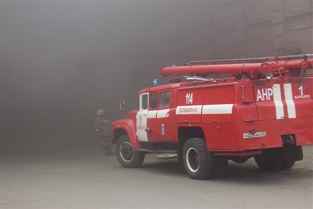 В Киеве загорелись склады с электрооборудованием