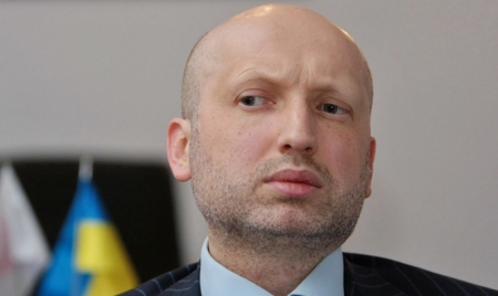 В своем обращении к жителям Донбасса, Турчинов предложил «вместе покончить с терроризмом»