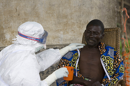 Лихорадка Эбола добралась до Конго