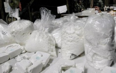 Украинцы на яхте везли в Европу 950 кг наркотиков