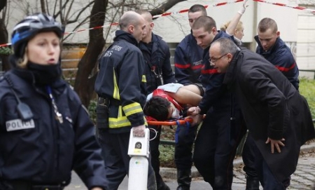 Во Франции террористы застрелили 11 человек