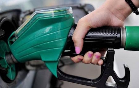 Украину наполнили некачественным бензином: как не заправить свою машину бодягой