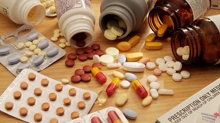 МОЗ обещает закупить лекарства через международные организации