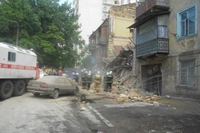 В Одесском разрушенном доме не должно было быть людей, света и газа