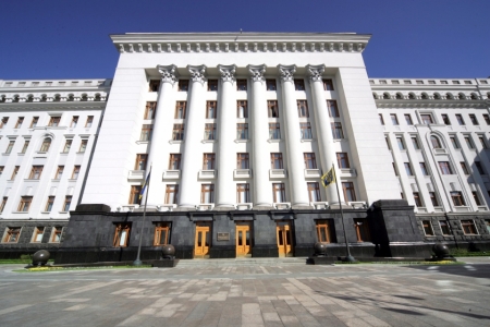 Депутаты предоставили президенту подписи 5007 украинцев за освобождение Тимошенко