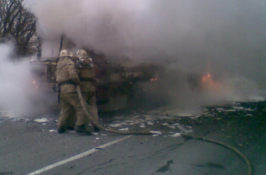 В Крыму загорелся автобус с десятками пассажиров