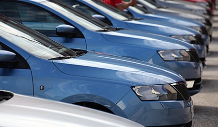 В Украине сократились продажи новых легковых автомобилей