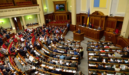В Раду внесен законопроект, который позволит Тимошенко лечиться за границей