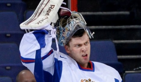 Хоккейный вратарь Семен Варламов арестован за избиение девушки