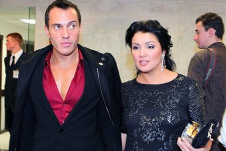 Оперная певица Анна Нетребко разводится со своим мужем Эрвином Шроттом – уругвайским тенором (видео)