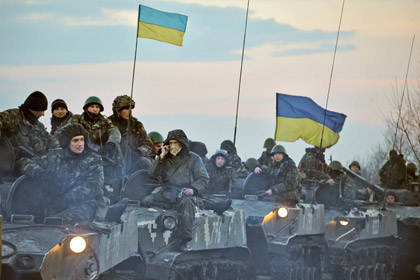 Киевская власть перебросила военную технику в Мариуполь