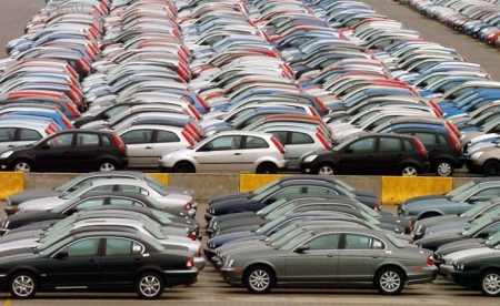 В Украине, из-за повышения акциза обвалился автомобильный рынок