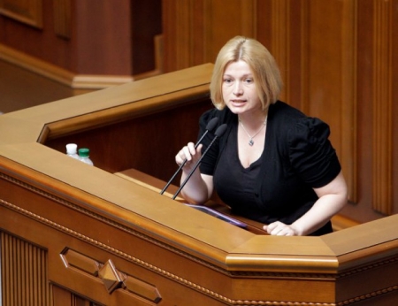 Геращенко предлагает новому правительству провести заседание на Донбассе