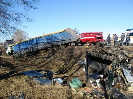 В Полтавской области в результате ДТП погибли 7 человек