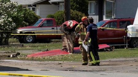 В Канаде упал самолет на жилой дом