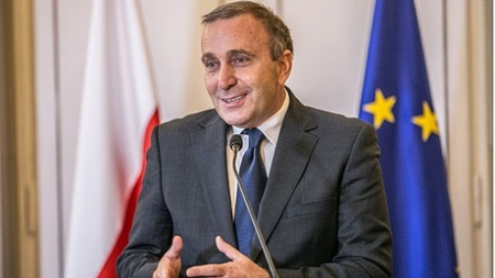 Путь в Европу лежит через реформы, - МИД Польши