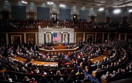 Конгресс США одобрил выделение военной помощи Украине
