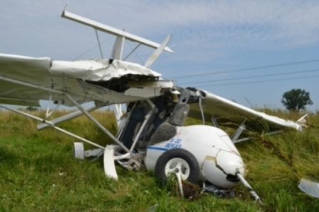 Во Львовской области разбился легкомоторный самолет, погибли два человека